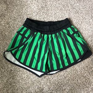 Lululemon hottie hot shorts - Seawheeze 2015